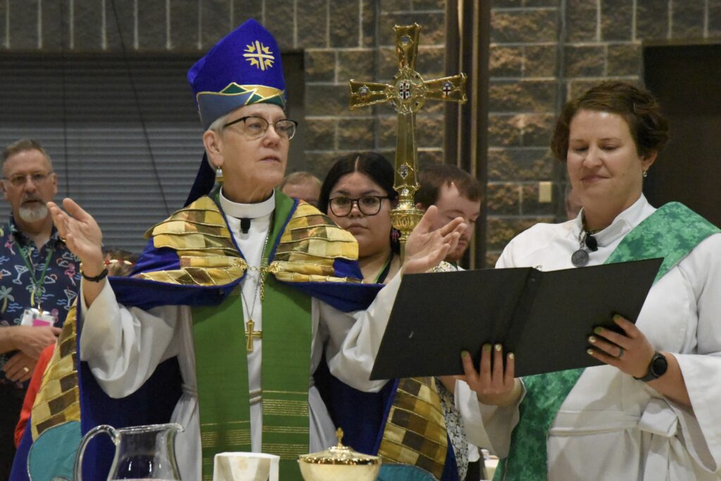 edit-Archbishop Linda